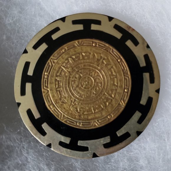 2/40$ Vintage Hecho en mexico Alpaca aztec calendar brooch - Picture 7 of 7